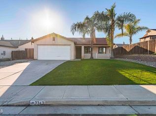 3343 Floral Meadow Dr, Bakersfield, CA 93308