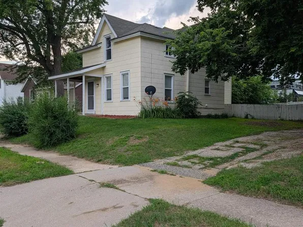 121 East Burns Street, Portage, WI 53901