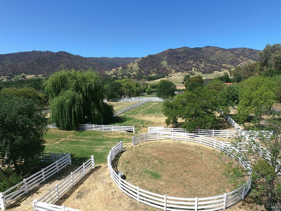 1st image of 3500 Pleasants Trail