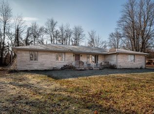 117 Pleasant View Dr, Mitchell, IN 47446