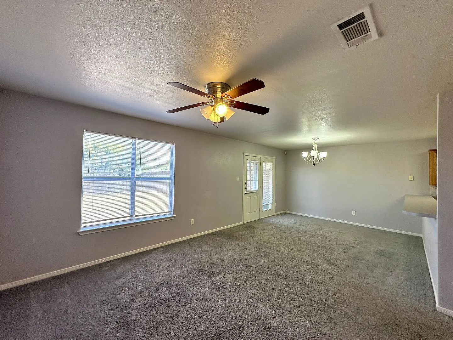3709 Woodrow Drive — Photo 4