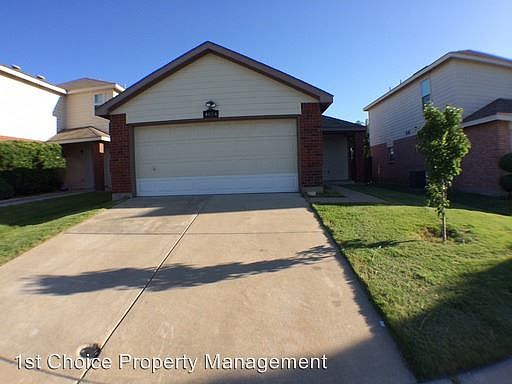 1st image of 4854 Waterford Dr