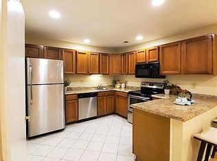 10700 Kings Riding Way, North Bethesda, MD 20852