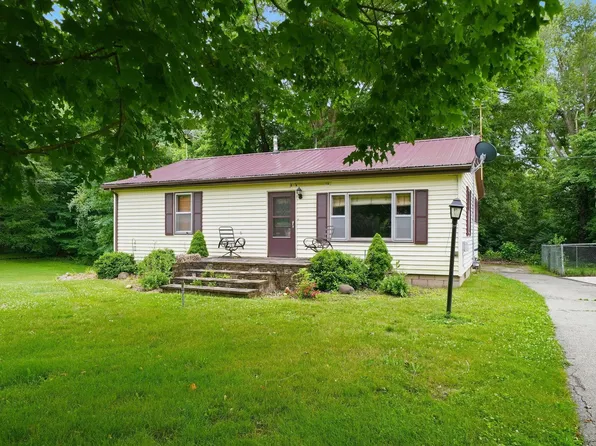 1475 W South Dr, Pleasant Lake, IN 46779