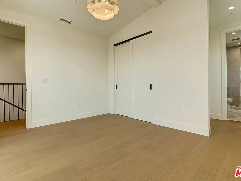 4720 Marshall Dr — Photo 12