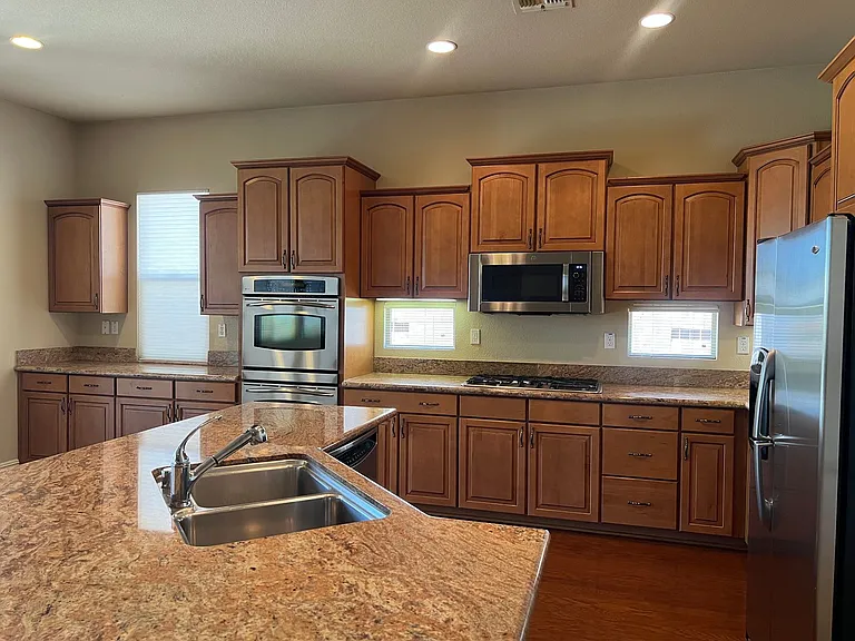 1256 Jorgenson Dr — Photo 7