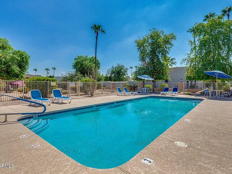 7662 E Minnezona Ave — Photo 21