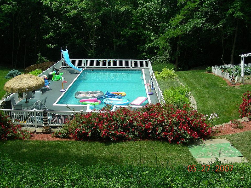 2nd image of 5064 Gary Ln