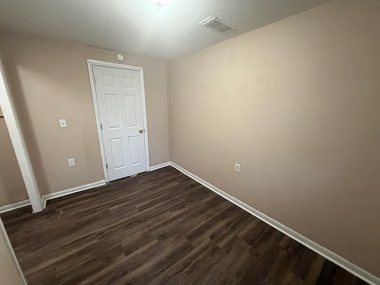 1505 Valleyview Ave — Photo 23