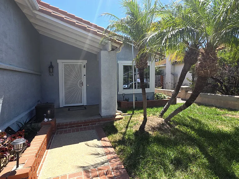 768 Valley Crest Dr — Photo 2