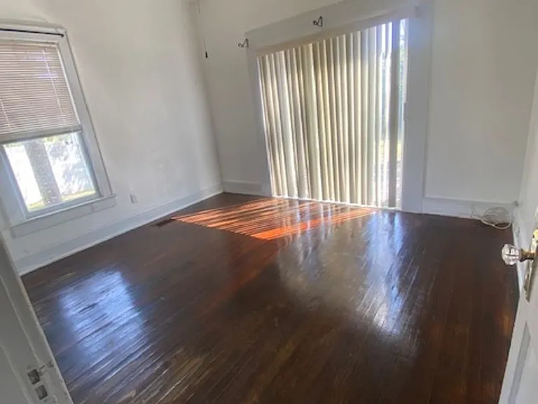 1014 W Rich Ave — Photo 6