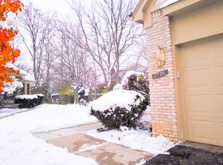 2726 Maitland Dr, Ann Arbor, MI