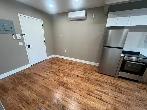 2909 Avenue D Photo 1