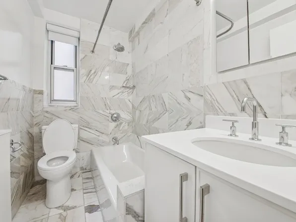 85 East End Avenue image 26 of 26