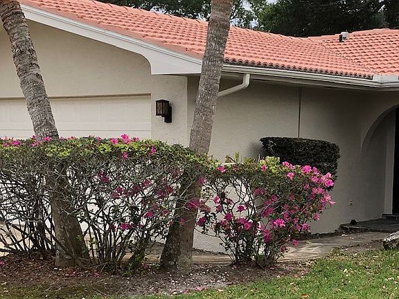 4th image of 13674 Pleasant Dr