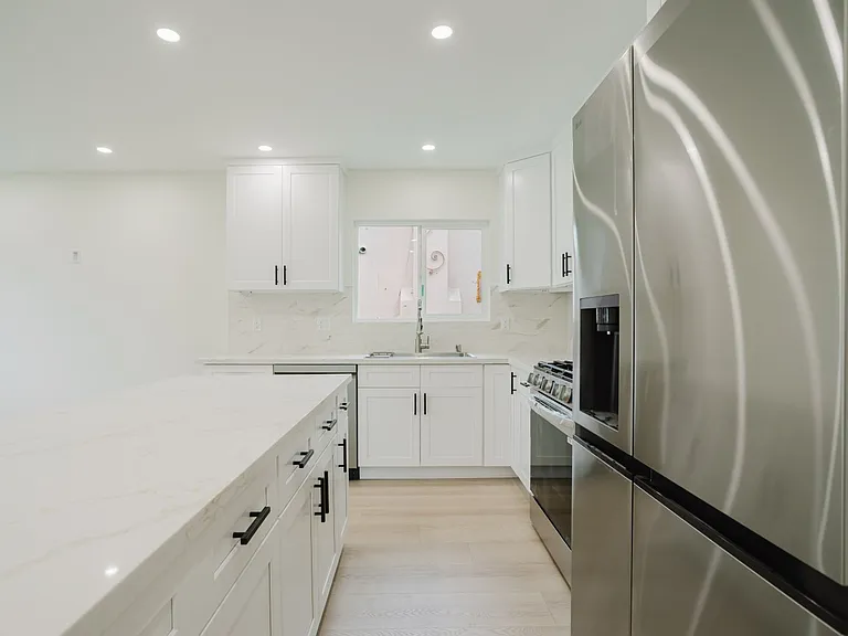 5740 N Beck Ave — Photo 8