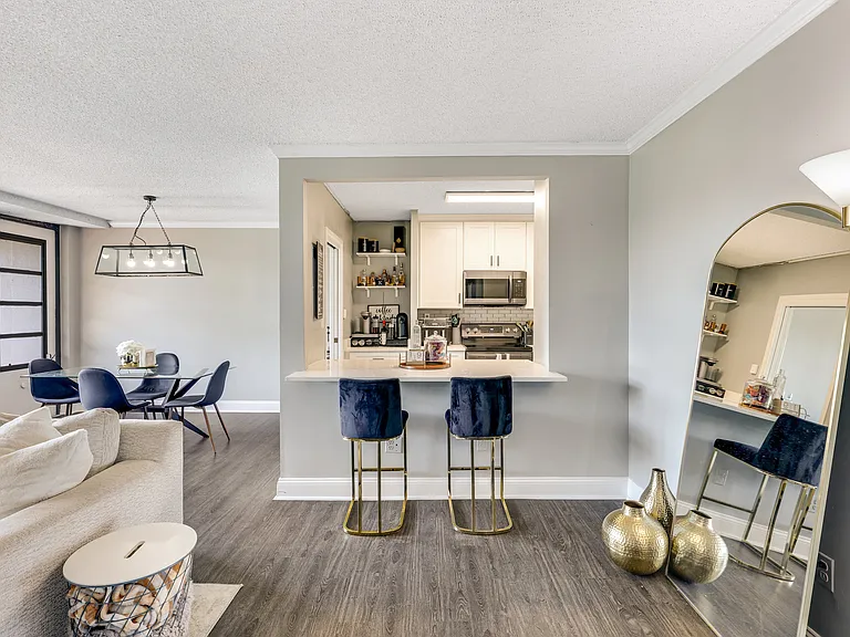 5500 Holmes Run Pkwy #510 — Photo 20