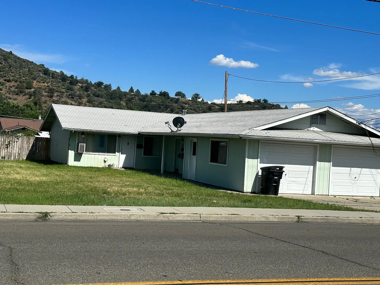 1018 S Oregon St - 1 — Photo 1