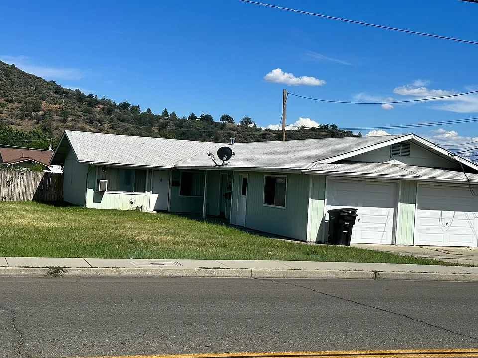 1018 S Oregon St