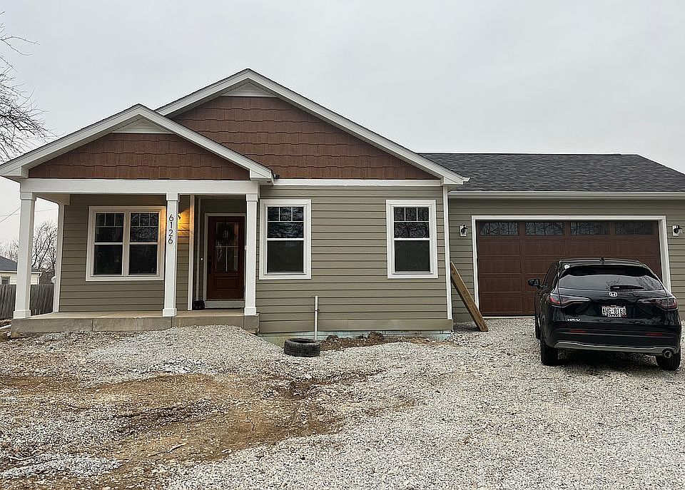 2nd image of 6126 Bel Mar Ave
