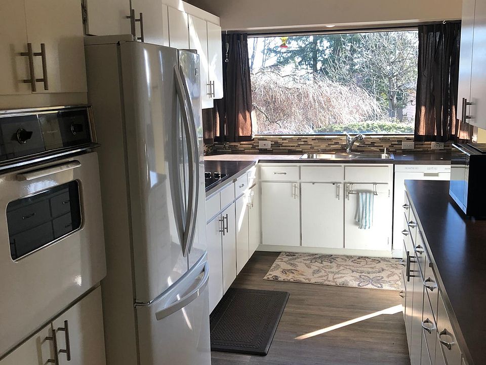 1st image of 5120 Beaumont Dr APT A