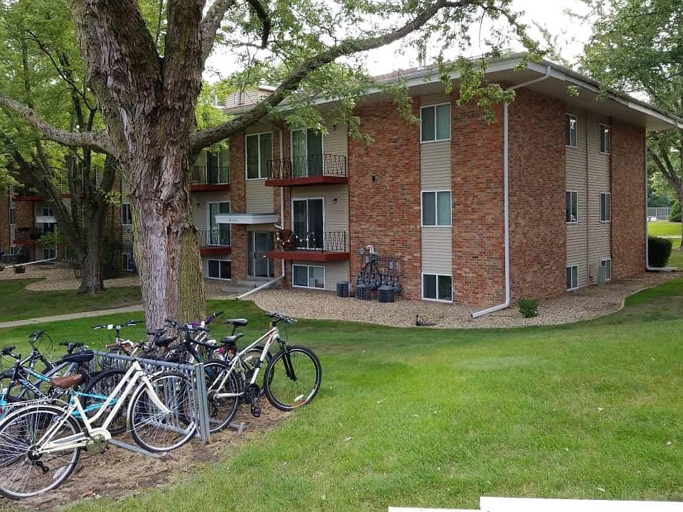 2nd image of 3206 Spring Valley Ln #6