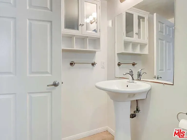 6815 Baird Ave #2 — Photo 10