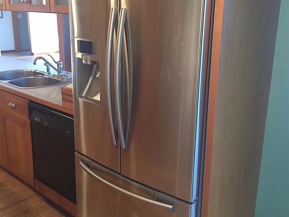 Samsung refrig/freezer