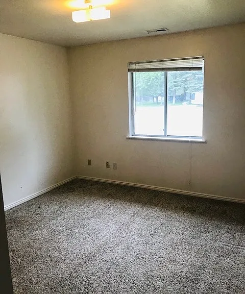 773 W 640 S — Photo 11