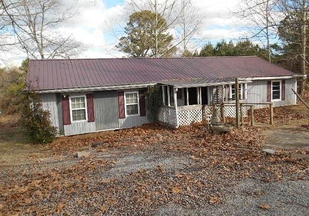 2nd image of 25472 Vaughn St