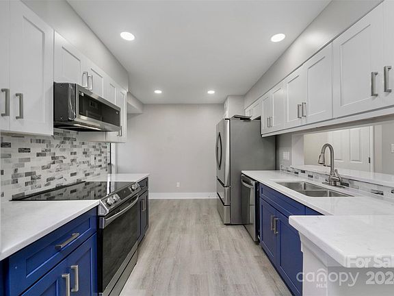 3rd image of 4625 Hamory Dr