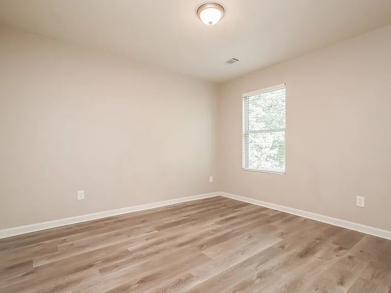 207 Shaker Hollow Dr — Photo 15