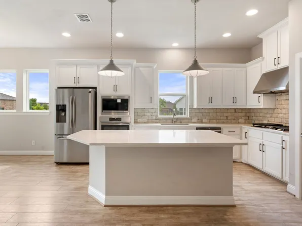8900 Homestead Blvd, Rowlett, TX 75089