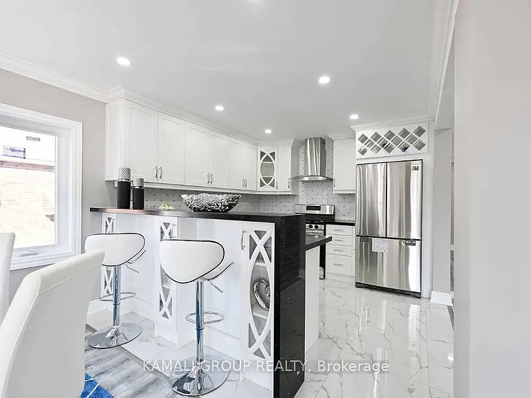 39 Walter Ave S #MAIN — Photo 8