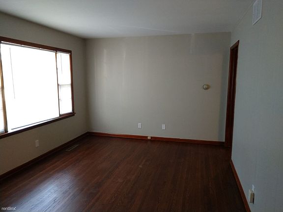 3. 1714 Webster, Living Room (1)