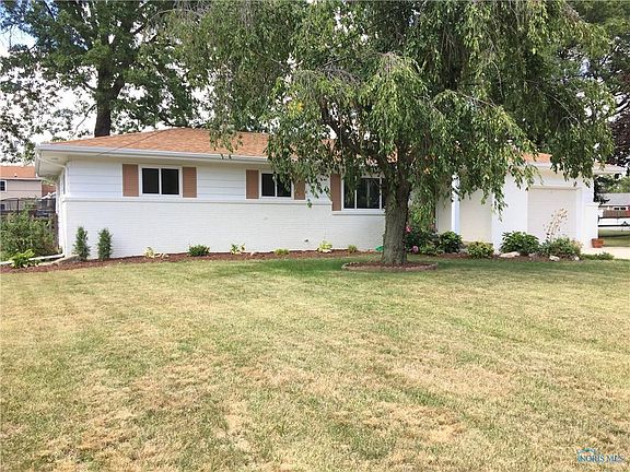 2nd image of 560 Maybar Dr