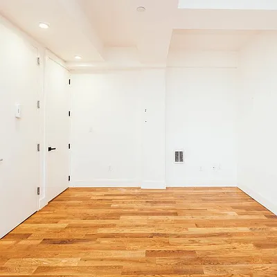 Rented by Nooklyn NYC LLC | media 7