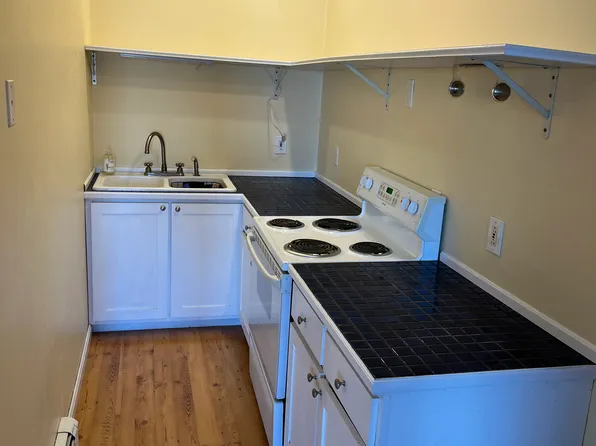 283 Water St, Gardiner, ME
