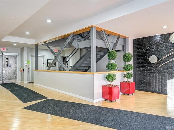 4th image of 111 Harries St APT 203