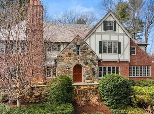 91 Hundreds Rd, Wellesley, MA 02481