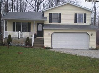 1532 Stroup Rd, Atwater, OH 44201