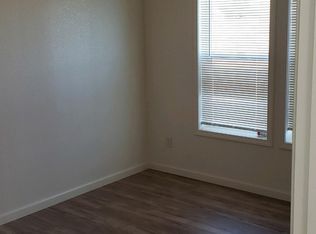 1535 E 4th St, Silver Springs, NV 89429