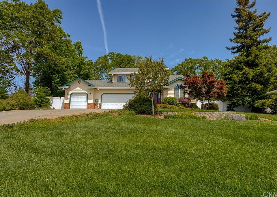 1st image of 221 Chandler Dr