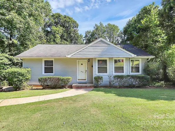 1843 Camp Greene St, Charlotte, NC 28208