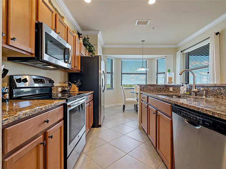 7015 River Hammock Dr #405 — Photo 21