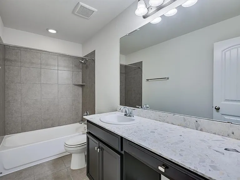 5321 Del Dios Way — Photo 21