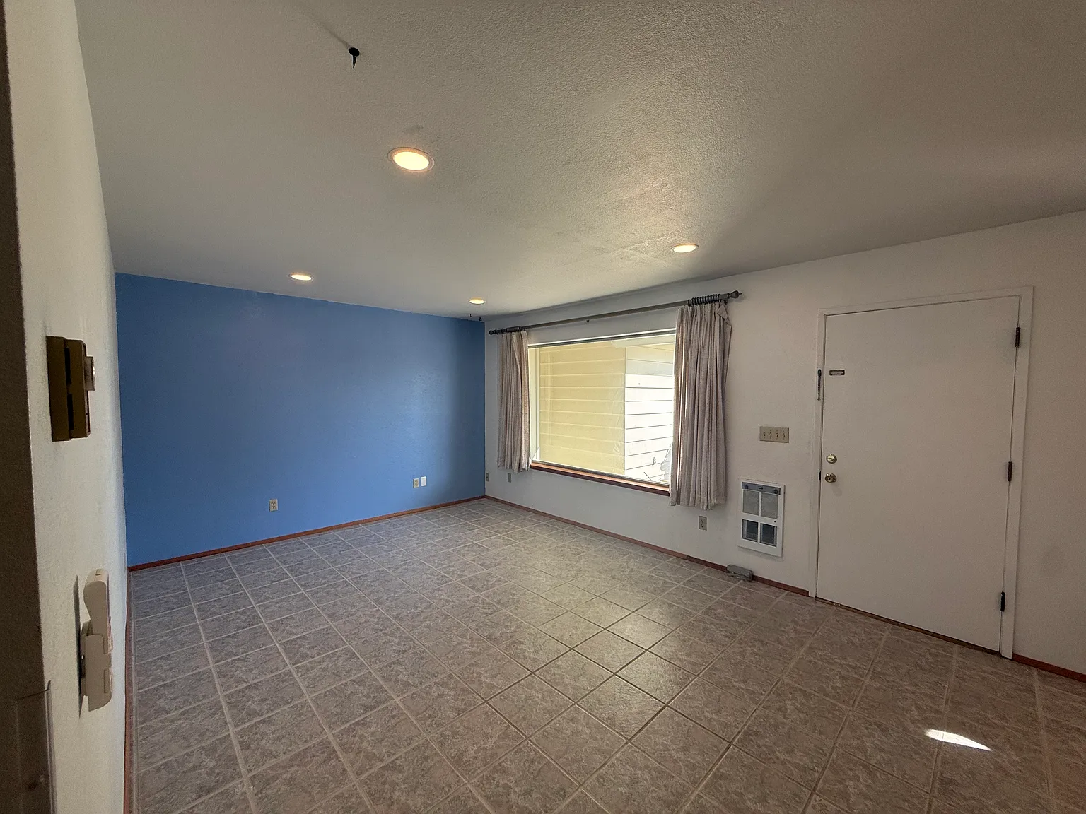 2 bed, 780 sqft, $1,650 — Photo 2