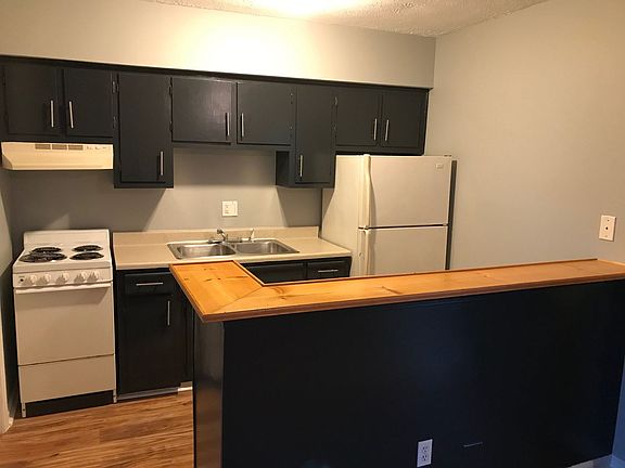 5th image of 2085 Fontaine Rd APT 12