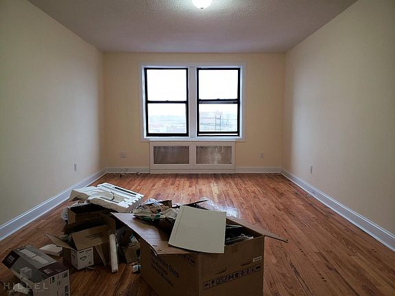 5th image of 8724 115th St APT 6C
