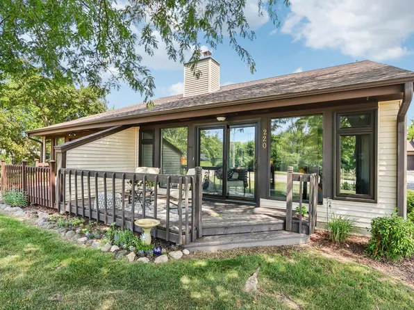 220 East Drexel AVENUE #C-2, Oak Creek, WI 53154